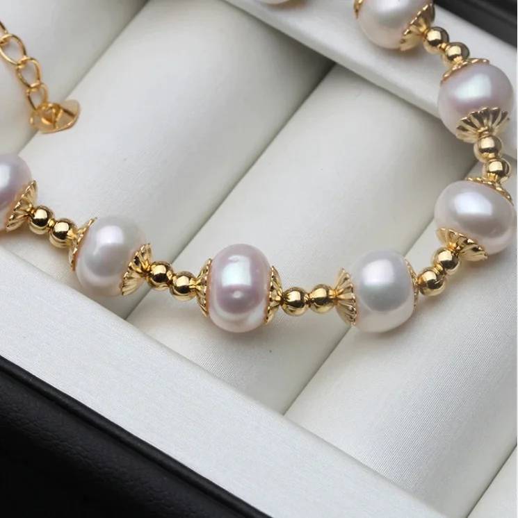 Genuine Freshwater White Pearl Bracelet in Gold