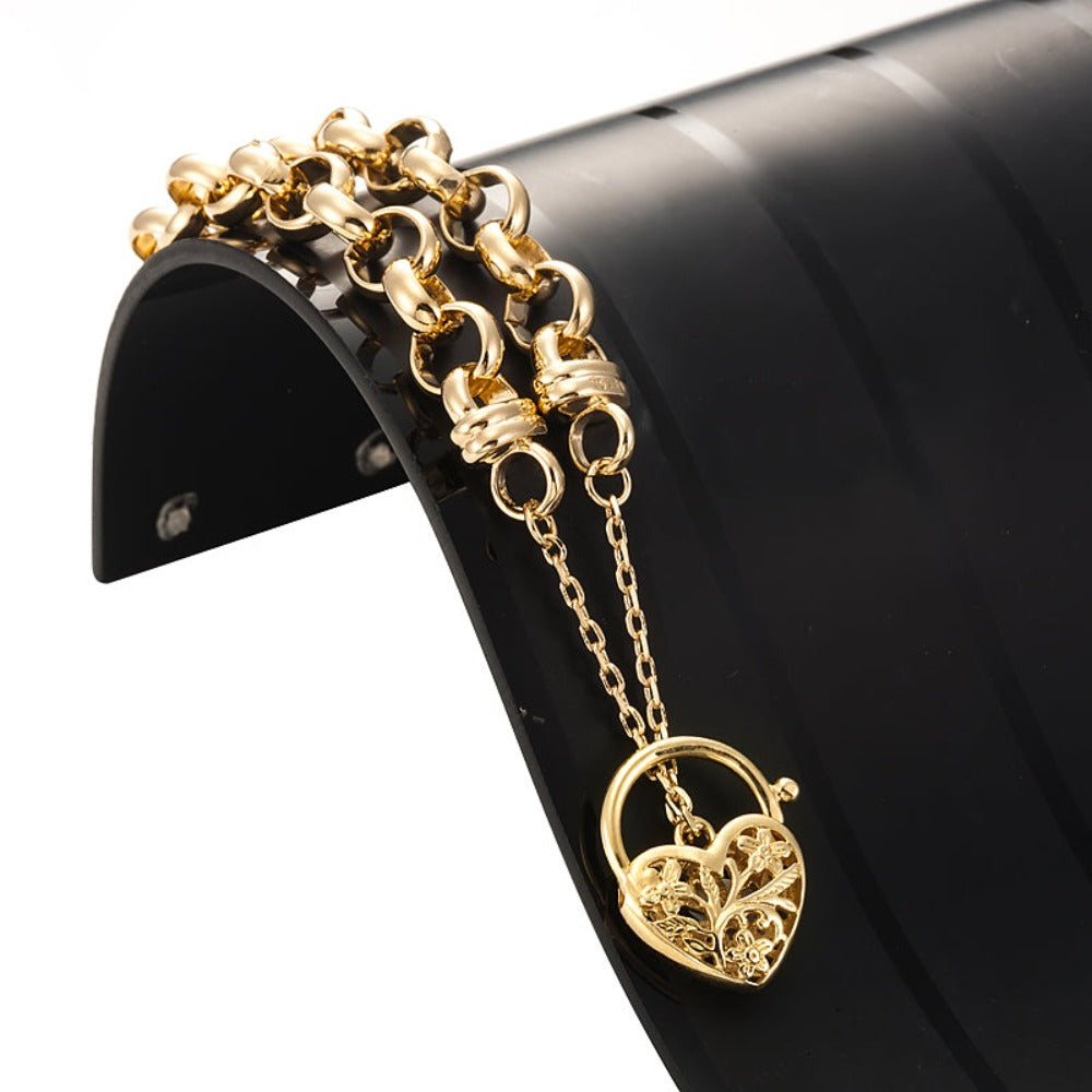 18ct Heavy Yellow Gold Plated 10mm Belcher Bracelet Featuring a Filigree Locket - USA Made