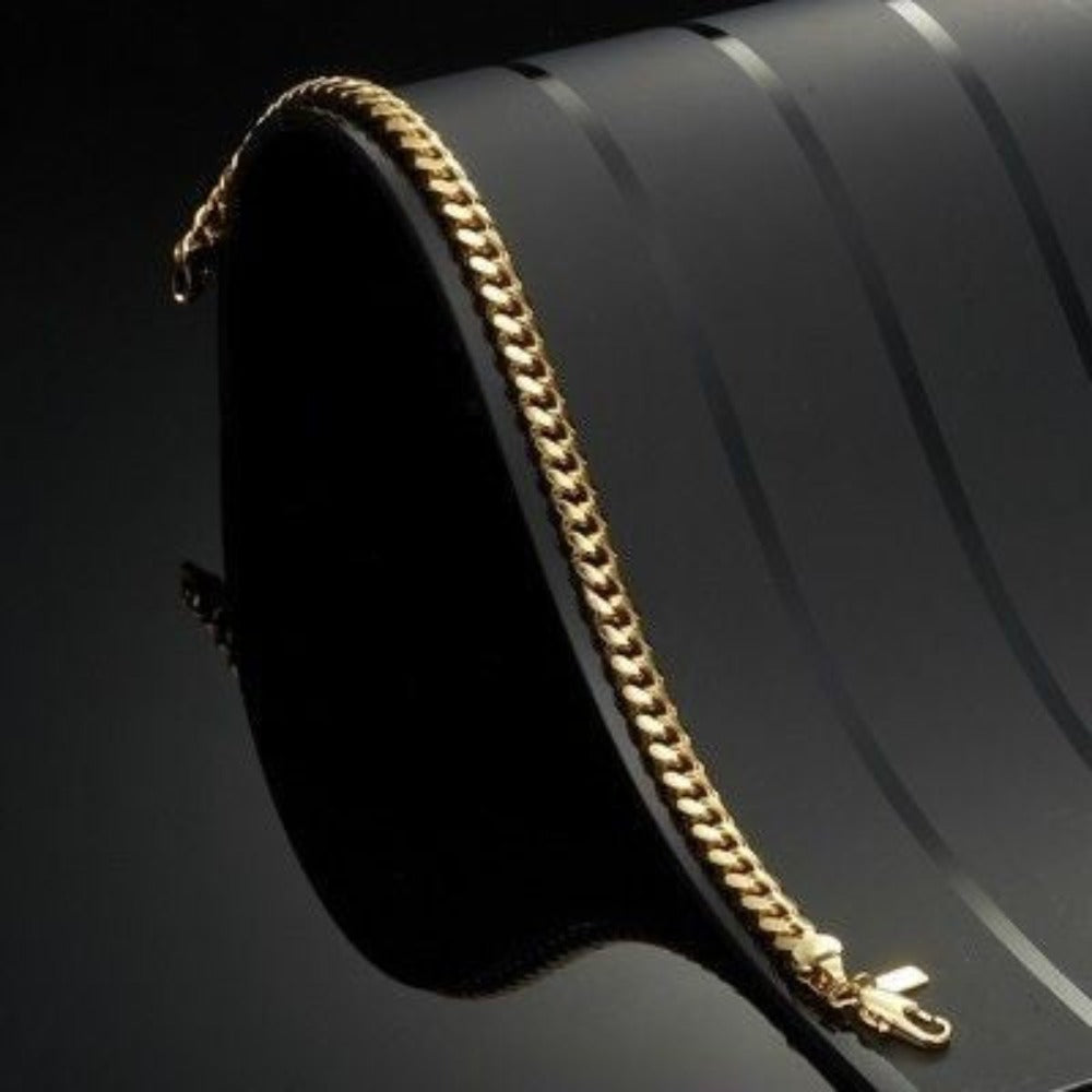 18ct Heavy Yellow Gold Plated 6mm Curb Chain Bracelet with Lobster Clasp - USA Made