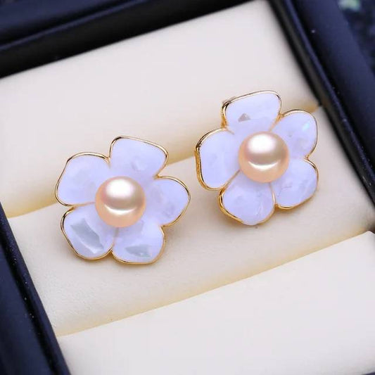 Designer Genuine Freshwater Flower Stud Earrings in Gold